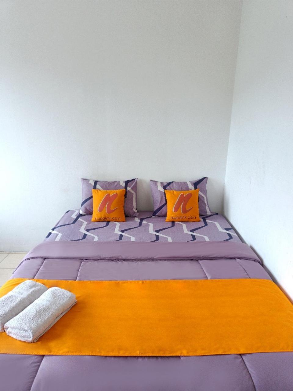 Cozy Studio Room Apartemen Centro City By Nusalink Джакарта Экстерьер фото